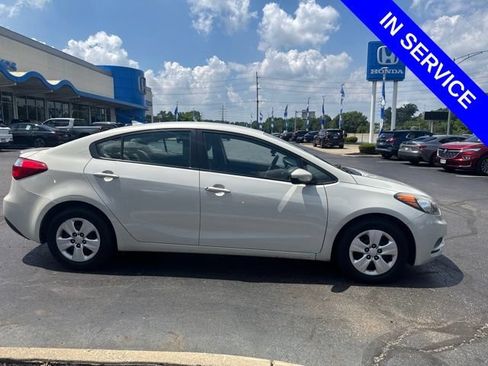 Used 2015 Kia Forte LX w/ Protection Package FWD image 4