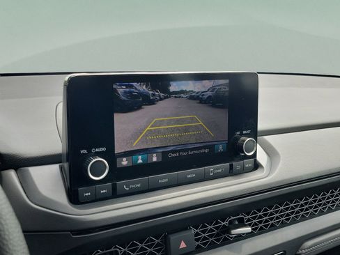Used 2023 Honda Accord EX image 28