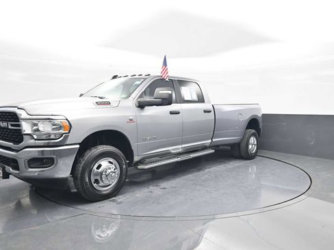 Used 2024 RAM 3500 Big Horn image 4