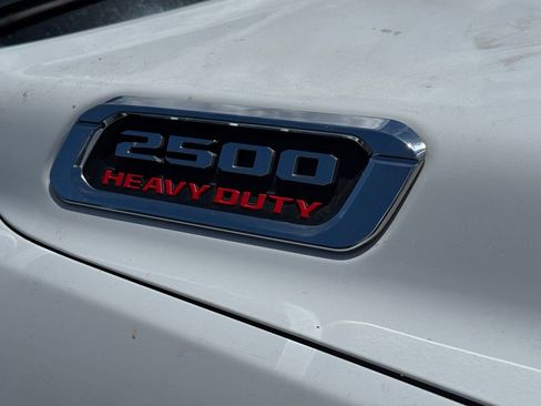Used 2021 RAM 2500 Tradesman w/ Chrome Appearance Group RWD image 11