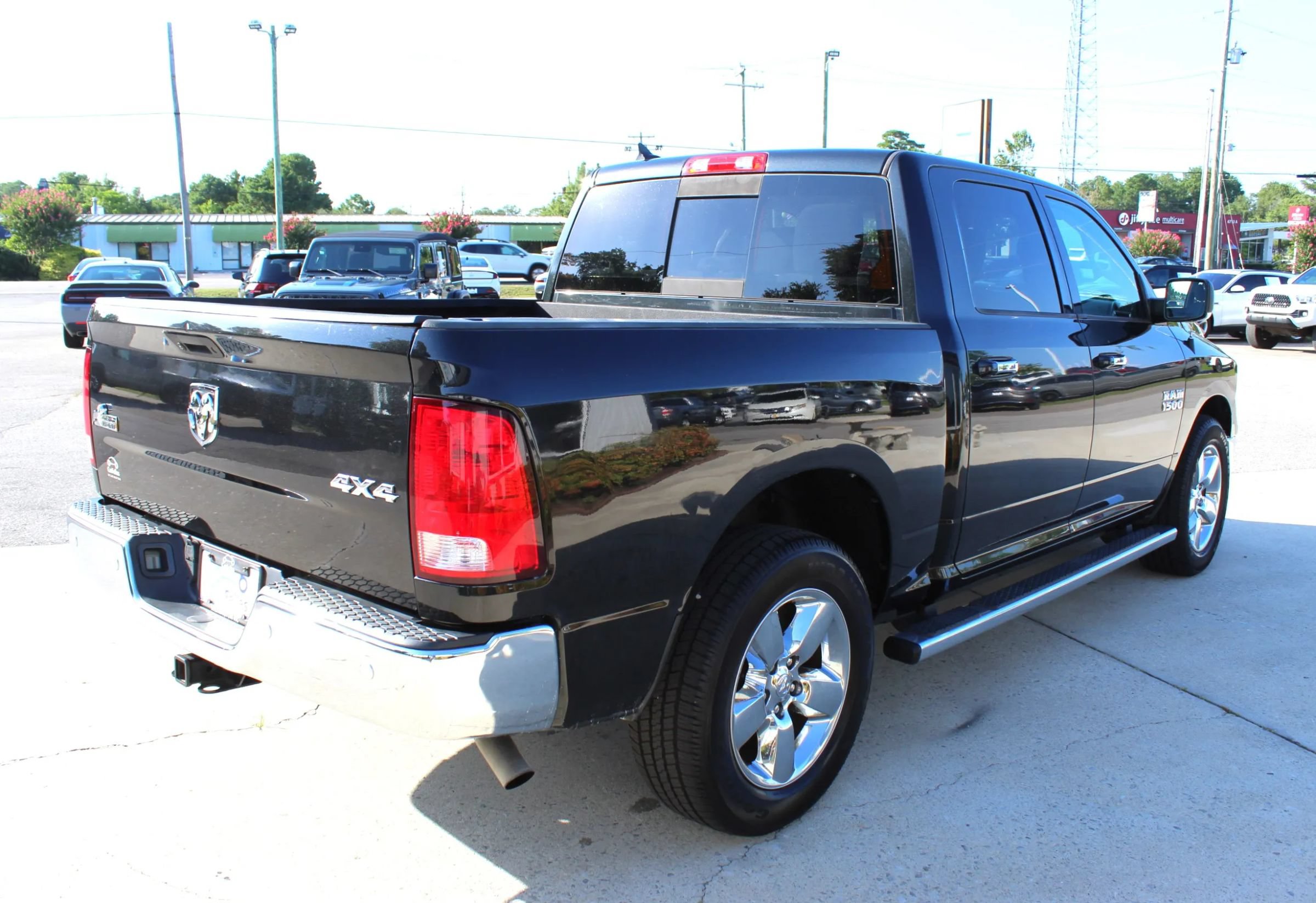 Used 2017 RAM 1500 Big Horn AWD/4WD image 5