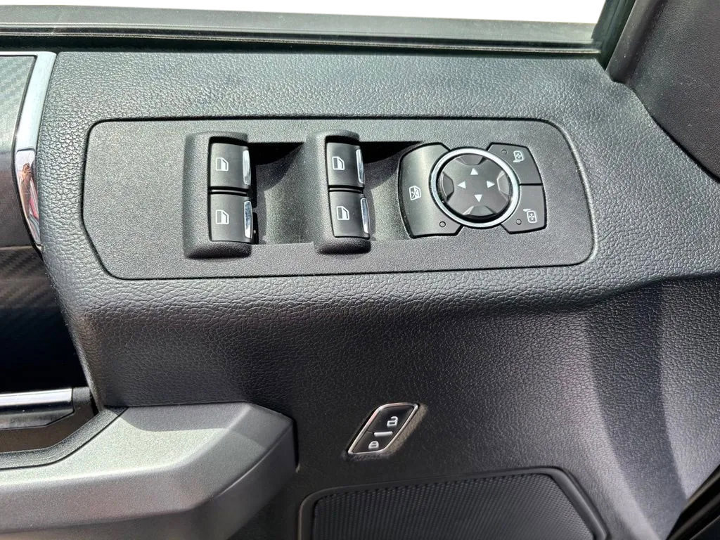 Used 2018 Ford F150 XLT w/ Equipment Group 302A Luxury AWD/4WD image 21