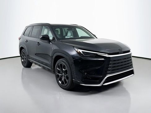 New 2026 Lexus TX 500h AWD image 3