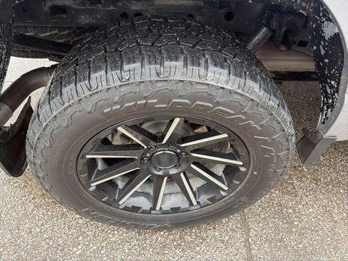 Used 2022 Ford F150 Lariat image 6