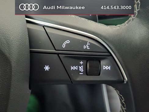 Used 2023 Audi Q8 Premium w/ Convenience Package AWD/4WD image 33