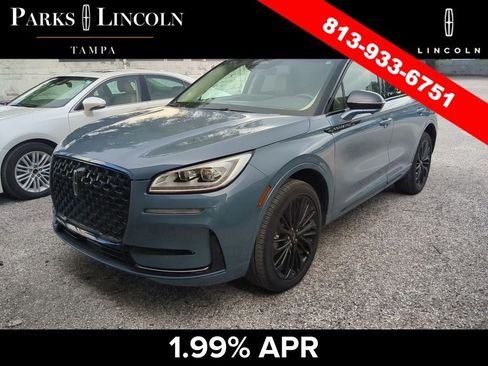 Used 2023 Lincoln Corsair Reserve w/ Equipment Group 201A FWD image 10