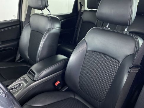 Used 2020 Dodge Journey Crossroad image 11