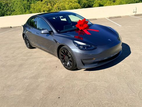 Used 2023 Tesla Model 3 Performance AWD/4WD image 2