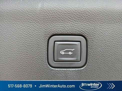 Used 2024 Buick Enclave Essence w/ Trailering Package, 5000 lbs. FWD image 10