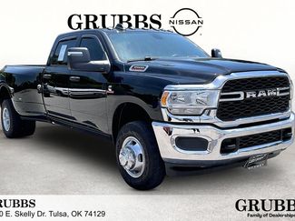 Used 2024 RAM 3500 Tradesman w/ Chrome Appearance Group AWD/4WD video 1