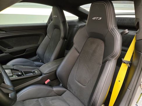 Used 2022 Porsche 911 GT3 image 29