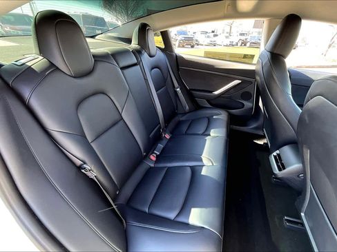 Used 2023 Tesla Model 3 Performance image 18