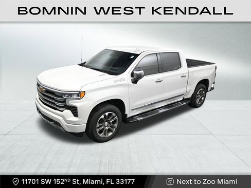 Used 2023 Chevrolet Silverado 1500 High Country w/ Technology Package image 12