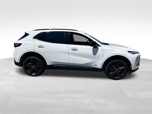 Used 2025 Buick Envision Sport Touring AWD/4WD image 2