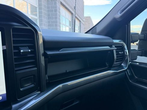 Used 2022 Ford F150 XLT w/ Equipment Group 302A High image 41