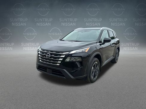 Used 2025 Nissan Rogue SV w/ SV Premium Package FWD image 35