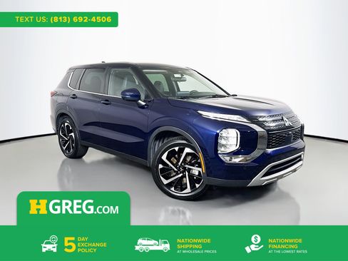 Used 2022 Mitsubishi Outlander SE FWD image 1