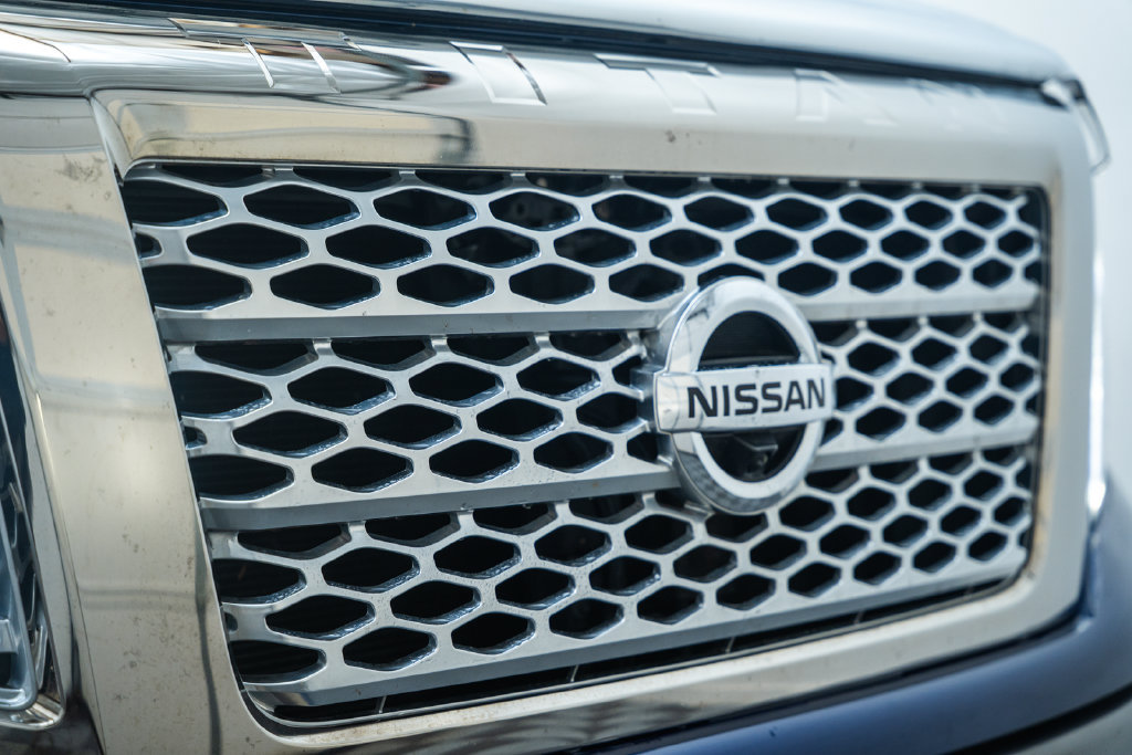 Used 2018 Nissan Titan Platinum Reserve w/ Platinum Utility Package AWD/4WD image 15