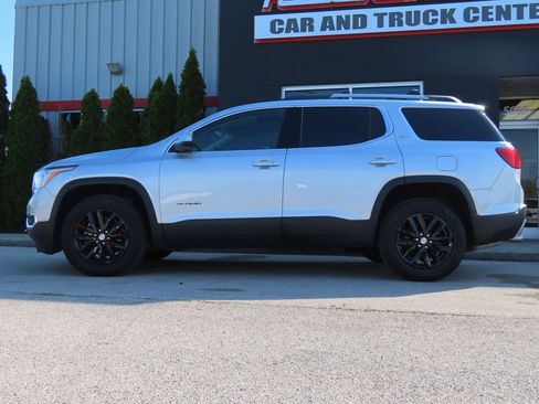 Used 2019 GMC Acadia SLT AWD/4WD image 9
