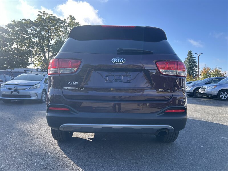 Used 2016 Kia Sorento EX w/ EX Touring Package AWD/4WD image 5