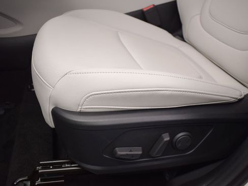 Certified 2025 Hyundai Tucson SEL image 27