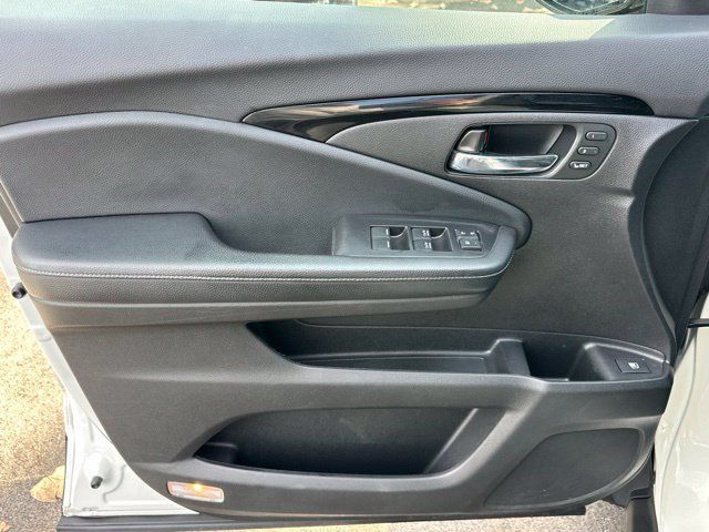 Used 2019 Honda Ridgeline RTL-E image 31