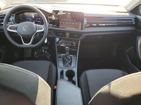 New 2025 Volkswagen Jetta S image 9