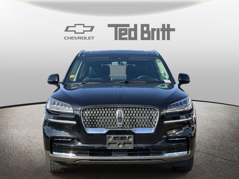 Used 2024 Lincoln Aviator AWD w/ Premium Package image 2
