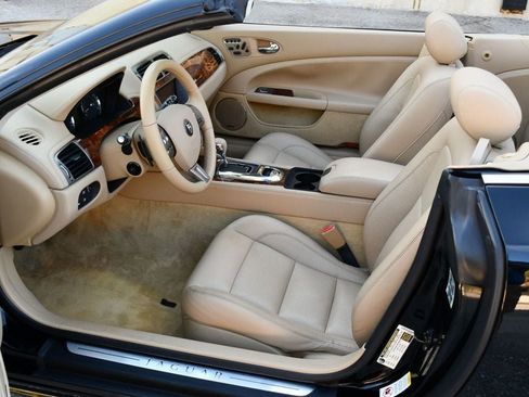 Used 2008 Jaguar XK Convertible RWD image 15