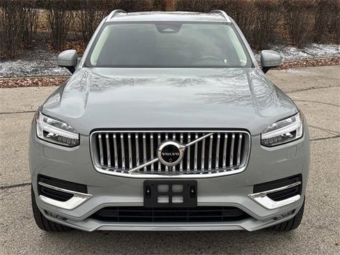 Used 2024 Volvo XC90 B6 Plus w/ Protection Package Premier image 8