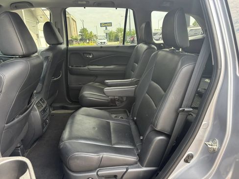 Used 2019 Honda Pilot Elite image 19