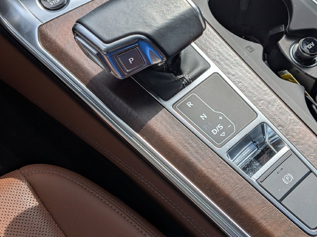 Used 2021 Audi A6 Premium Plus w/ Premium Plus Package AWD/4WD image 21