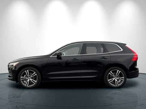 Used 2019 Volvo XC60 T5 Momentum w/ Protection Package Premier image 7