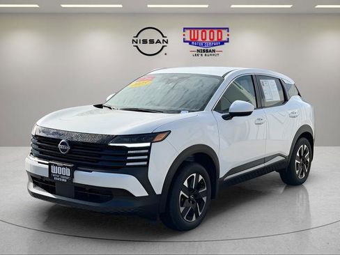 Certified 2025 Nissan Kicks SV image 7