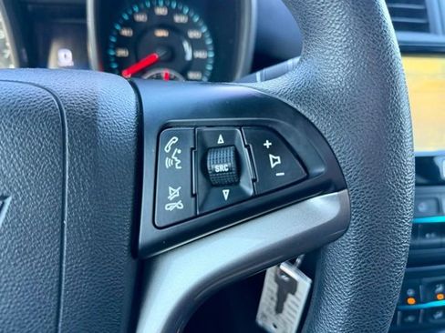 Used 2015 Chevrolet Malibu LT w/ Power Convenience Package image 21