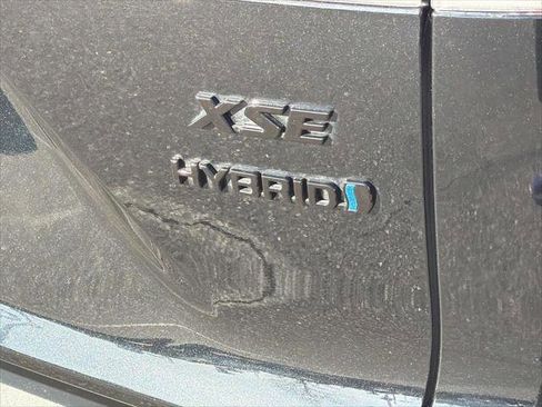 Certified 2024 Toyota Corolla Cross XSE image 7