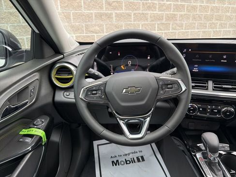 New 2026 Chevrolet Trax ACTIV w/ Sunroof Package image 12