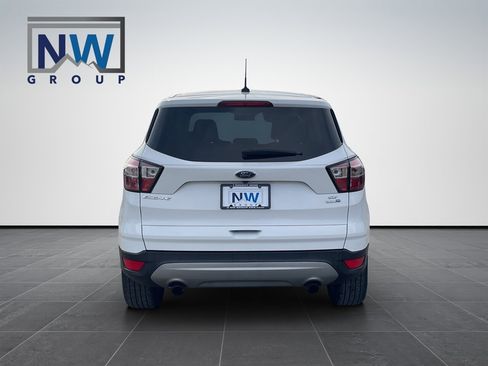 Used 2017 Ford Escape SE w/ SE Cold Weather Package image 19