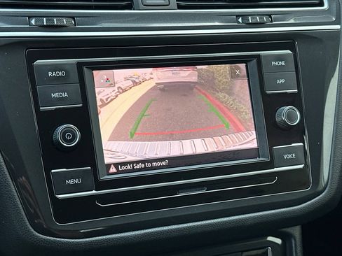 Used 2023 Volkswagen Tiguan S FWD image 20