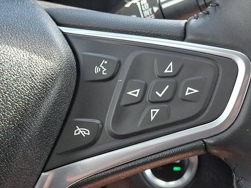 Used 2022 Chevrolet Equinox LT AWD/4WD image 23