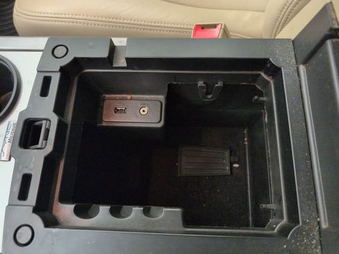 Used 2015 Ford Expedition EL XLT image 45