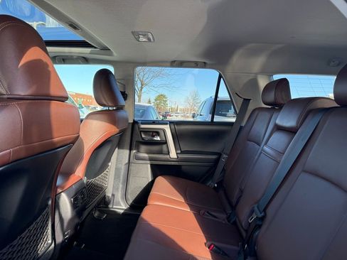 Used 2016 Toyota 4Runner Limited image 15