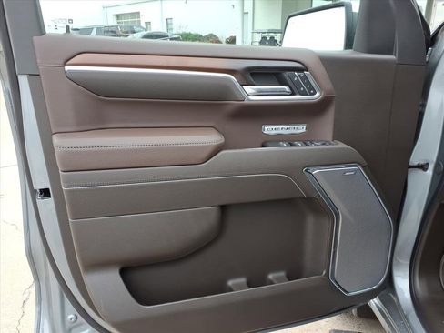 New 2026 GMC Sierra 1500 Denali w/ Denali Reserve Package image 14
