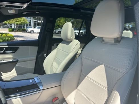 New 2026 Mercedes-Benz GLC 300 4MATIC image 13