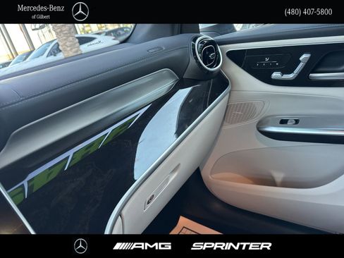 Used 2023 Mercedes-Benz GLC 300 GLC 300 image 22