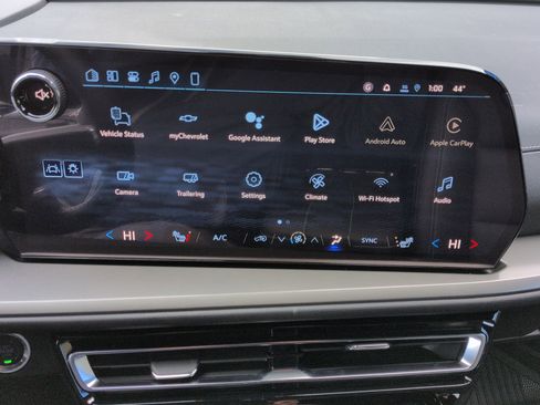 New 2026 Chevrolet Traverse LT w/ LPO, Floor Liner Package image 78