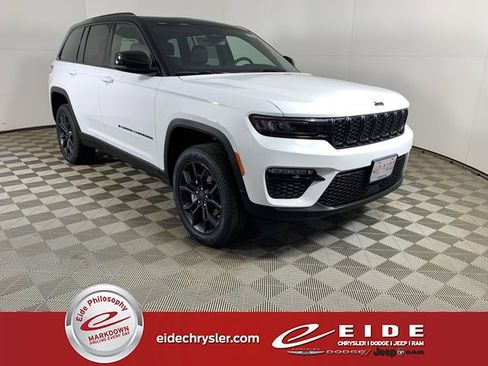 New 2025 Jeep Grand Cherokee Limited image 1