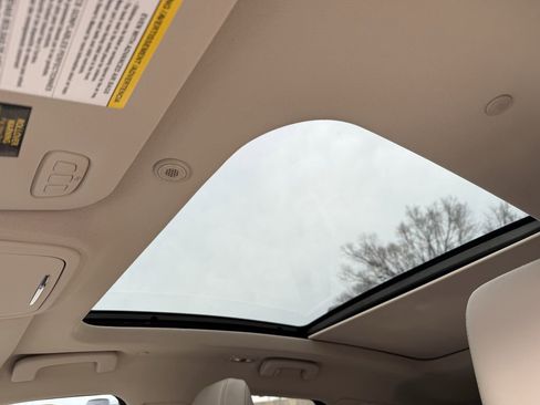 Used 2023 Lincoln Corsair Grand Touring w/ Equipment Group 301A image 10