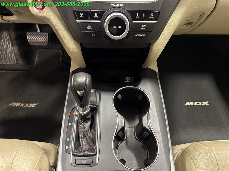 Used 2015 Acura MDX w/ Technology Package AWD/4WD image 30