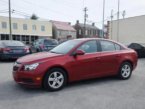 Used 2012 Chevrolet Cruze LT FWD image 1